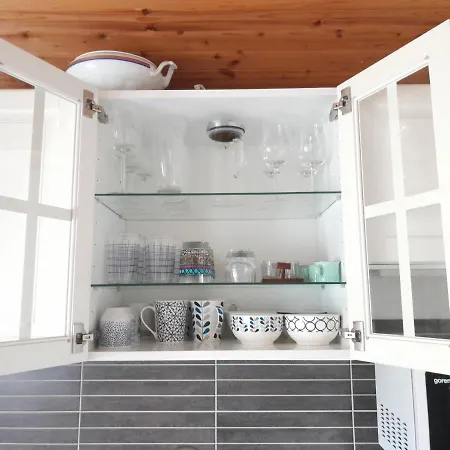 Charming Near * Petrcane