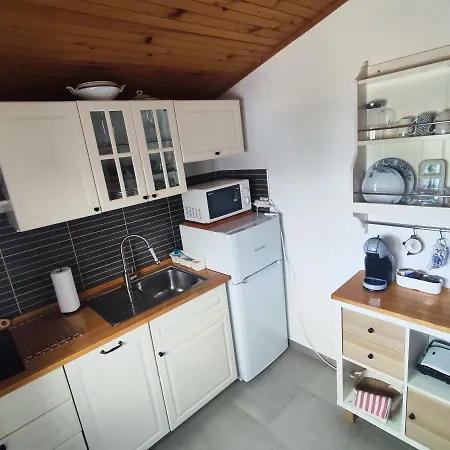 Charming Near Διαμέρισμα Petrcane