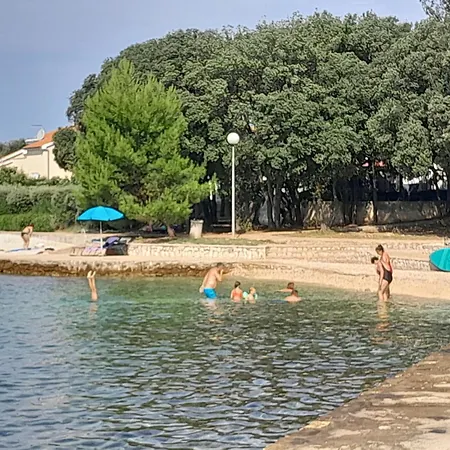 Charming Near Διαμέρισμα